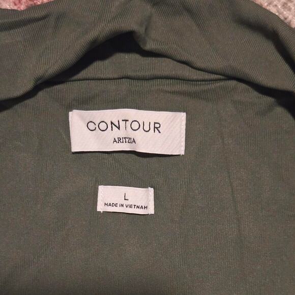 Aritzia Contour Tank in Olive Green - Picture 3 of 5